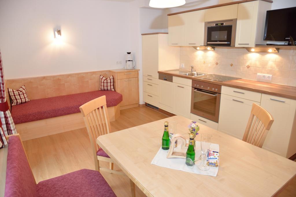 Apartamento Haus Edring Tux Habitación foto